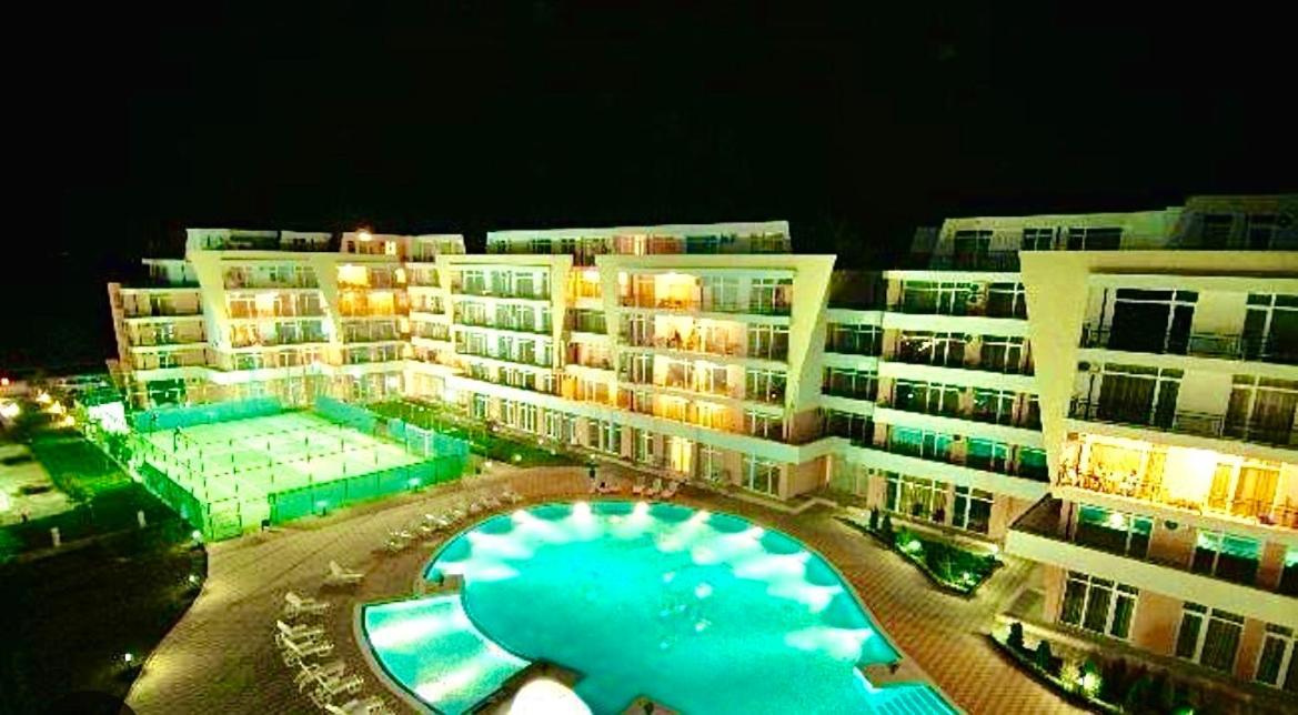 Grand Kamelia Holiday Complex ساني بيتش المظهر الخارجي الصورة