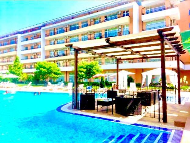 Grand Kamelia Holiday Complex ساني بيتش المظهر الخارجي الصورة